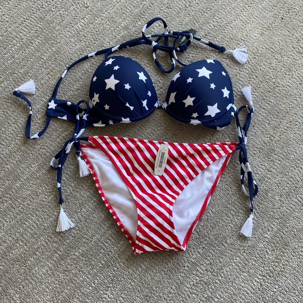 Adore Me swimsuit. NWT. Small.